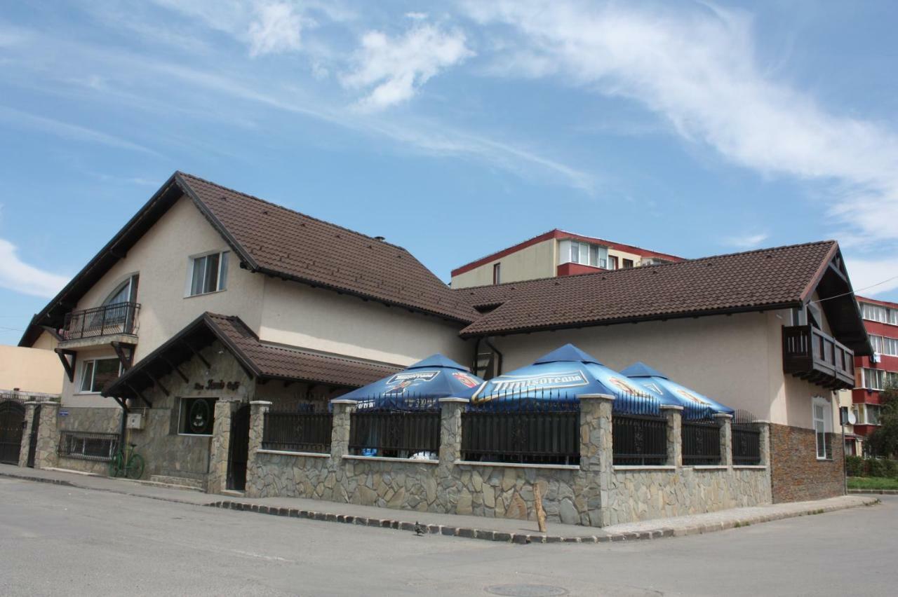 Hotel Casa Ianis Braşov Esterno foto